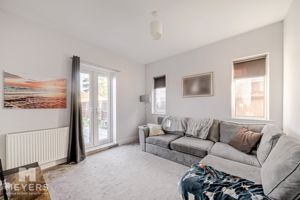 Lounge- click for photo gallery